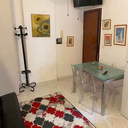 Nic Roma Apartment Luaran gambar